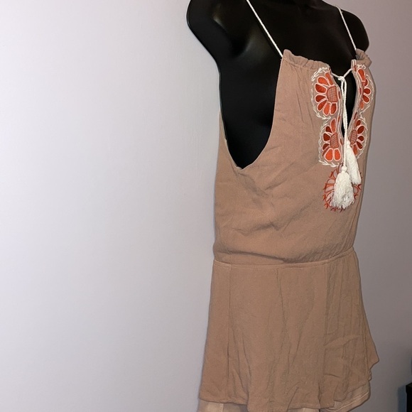 Lulus Barcelona Beauty Blush Pink Tan Embroidered Romper size S - Picture 4 of 17